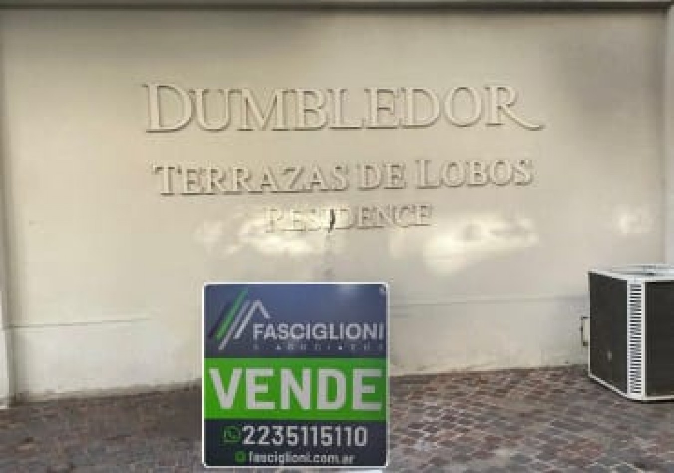 DUMBLEDOR .DEPARTAMENTO 3 AMBIENTES + DEPTO. 1 AMBIENTE. TERRAZAS DE LOBOS