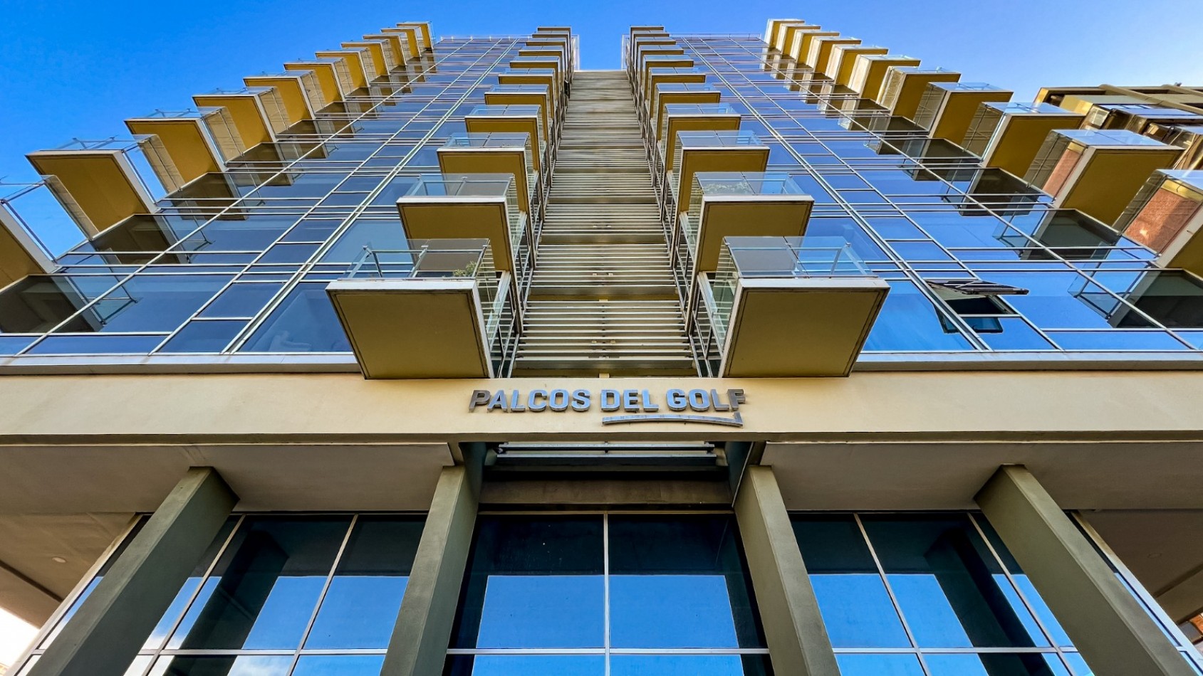 DEPARTAMENTO SEMIPISO PALCOS DEL GOLF