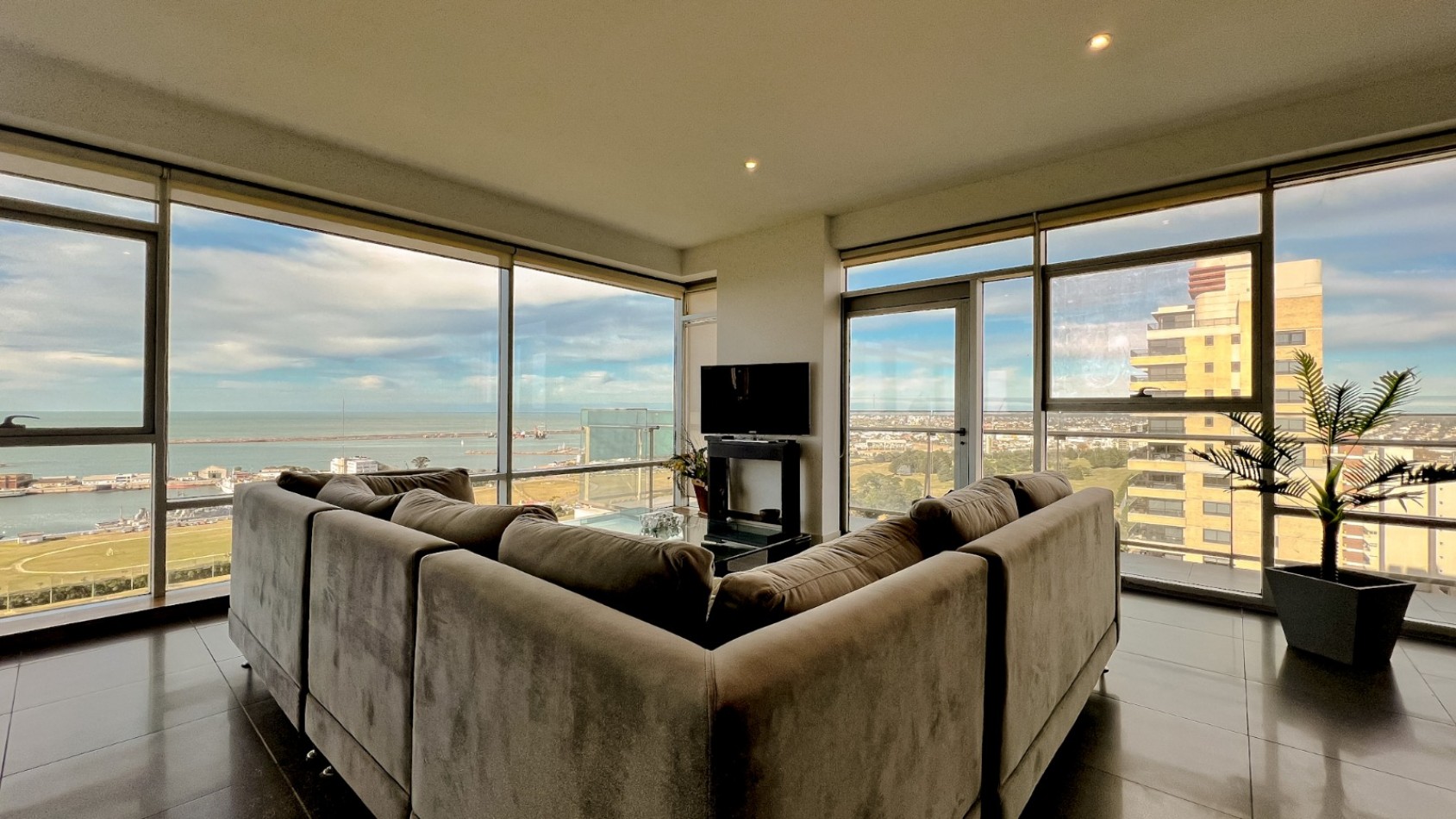 DEPARTAMENTO SEMIPISO PALCOS DEL GOLF