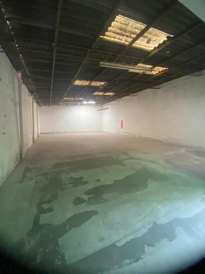 Galpon 400m2 cubiertos aprox. Mexico al 2500