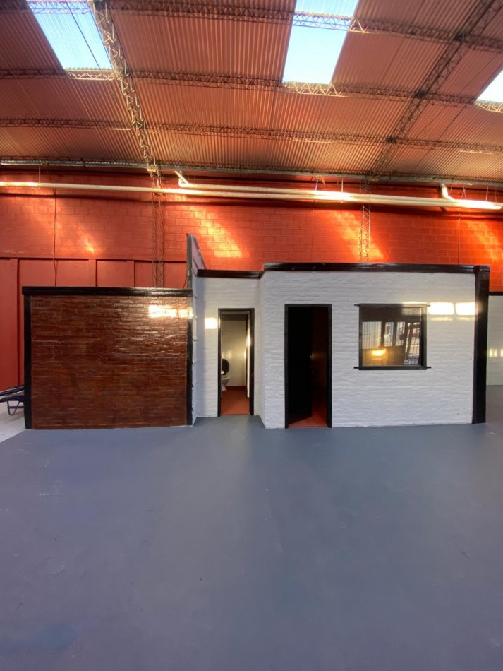 GALPON 300M2+200M2 CARGA DESCARGA. LURO Y PIGUE