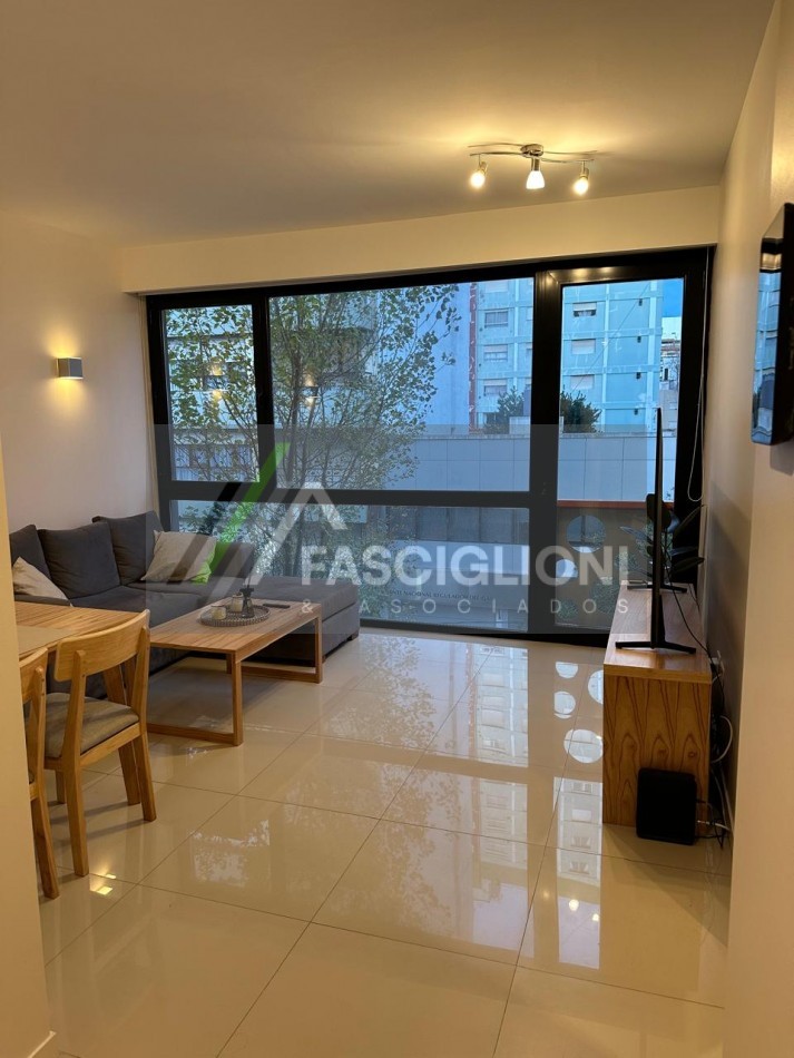 Departamento 2 ambientes . Cordoba 2400