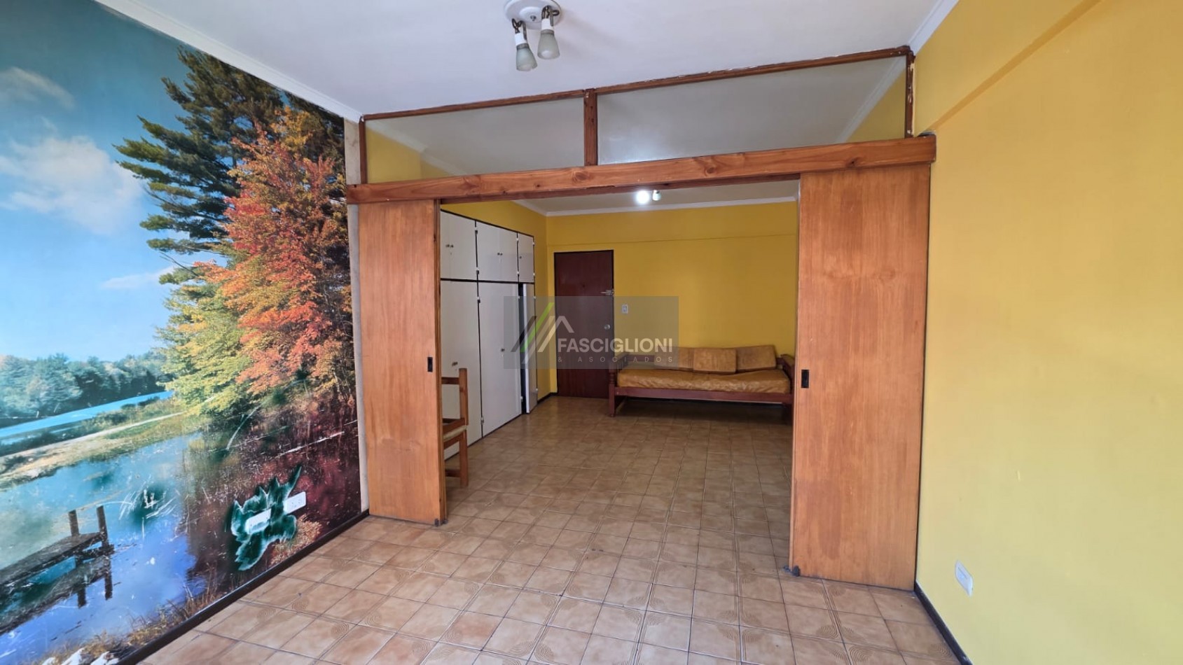 Ambiente en Venta al frente.  Zona Aldrey