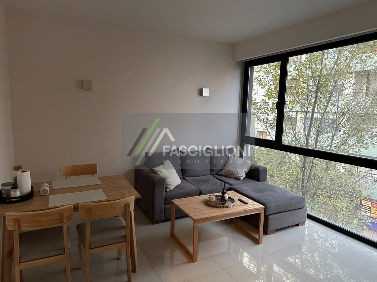 Departamento 2 ambientes . Cordoba 2400