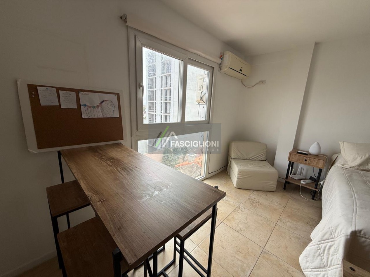 VENTA MODERNO AMBIENTE A METROS DEL MAR