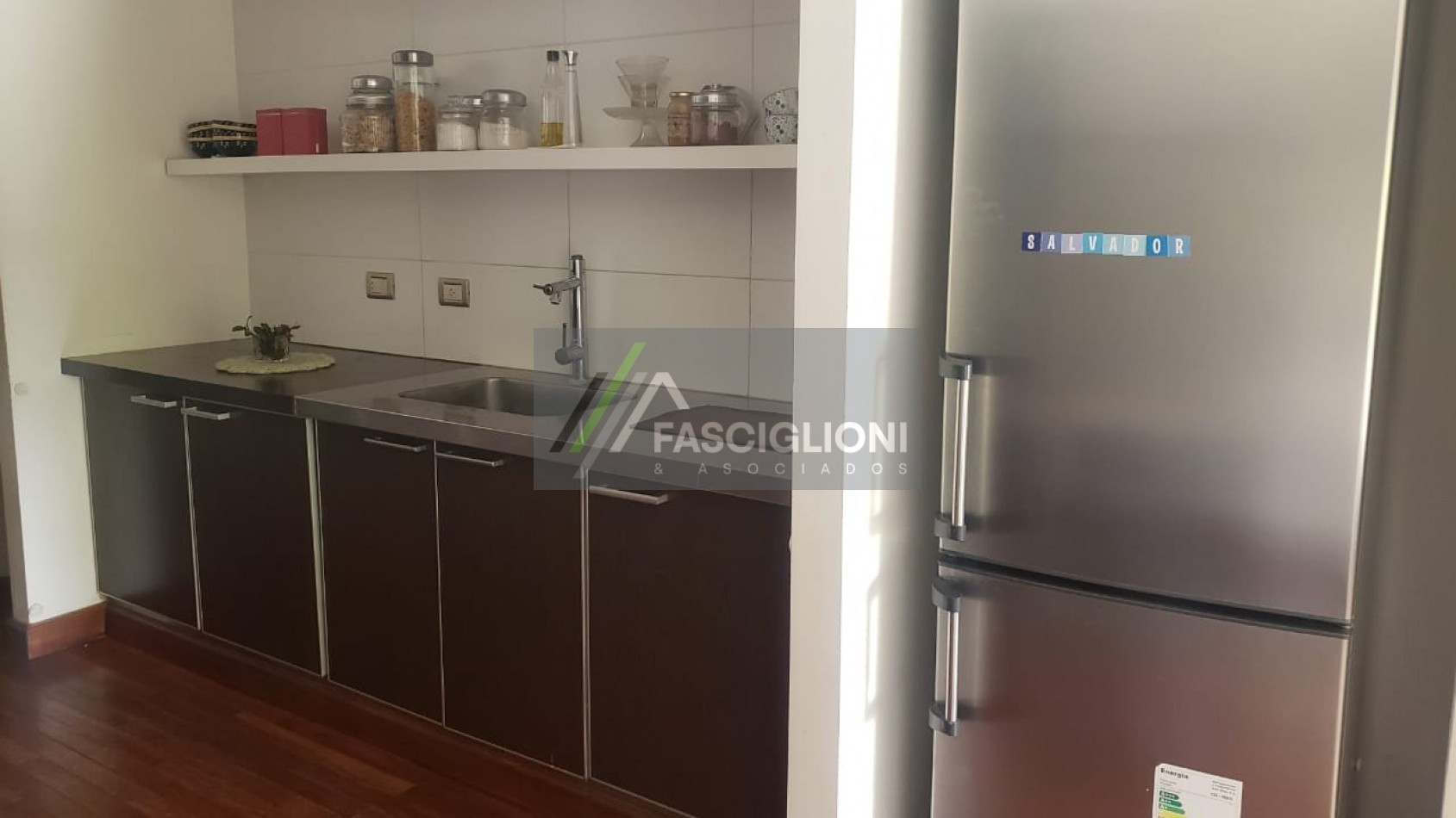 CHALET 6 ambientes. Saavedra y guemes