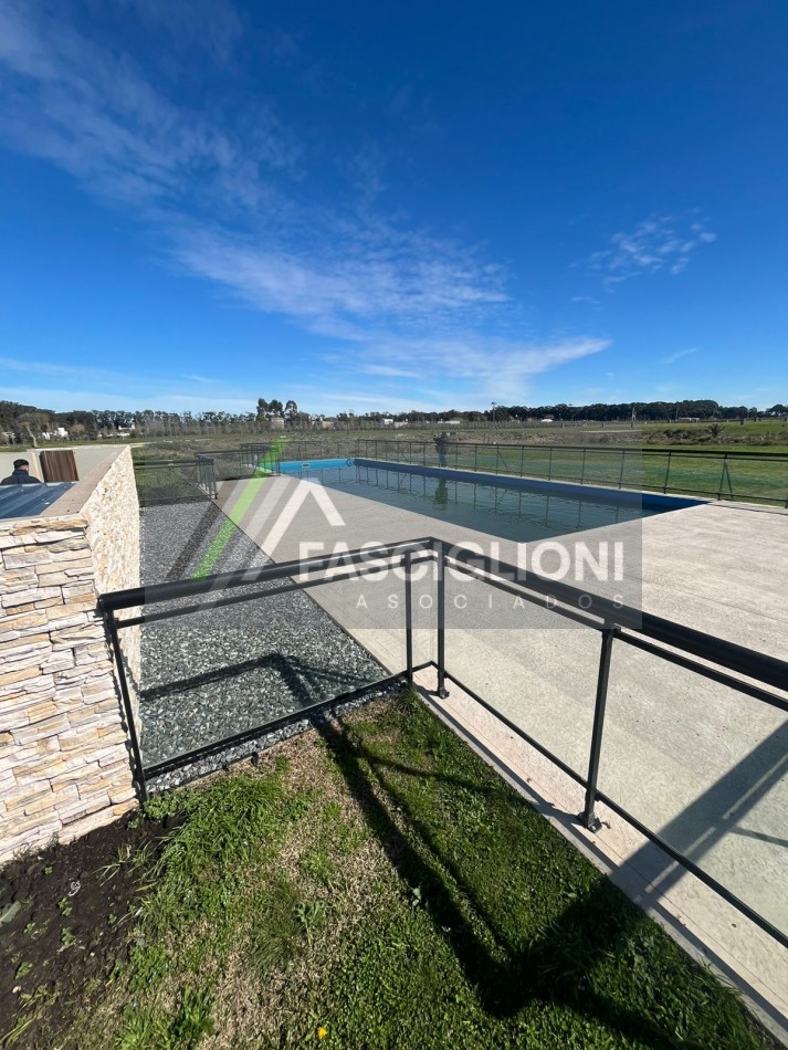 Lotes en barrio privado  la cercania 