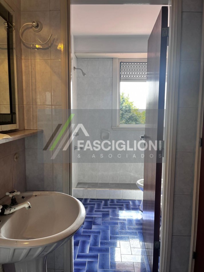 CHALET EN PLANTA ALTA DE 2 PISOS. 4 amb. MEXICO 2500