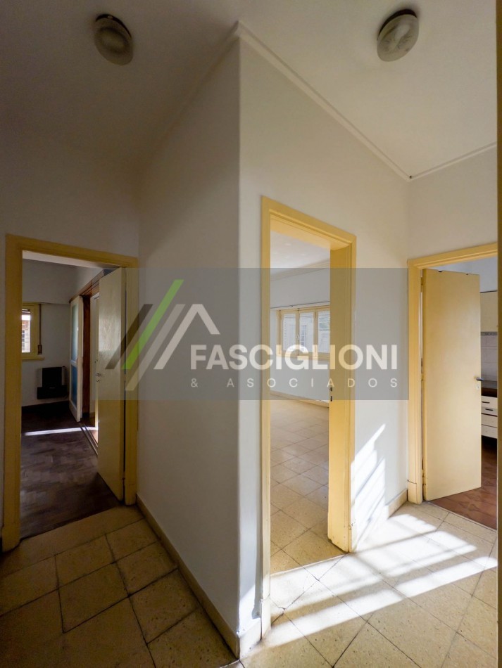 DOS PROPIEDADES EN UN LOTE . Chauvin