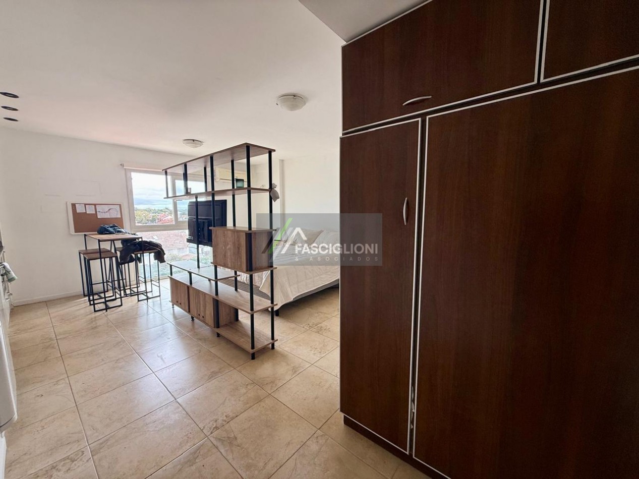 VENTA MODERNO AMBIENTE A METROS DEL MAR