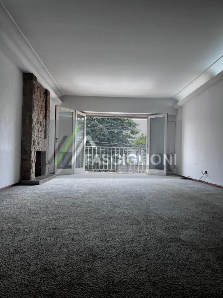 CHALET EN PLANTA ALTA DE 2 PISOS. 4 amb. MEXICO 2500