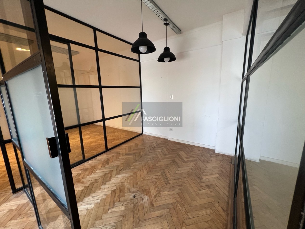 Alquiler | Oficina Para Profesionales o Consultorios | EN Zona Centro 