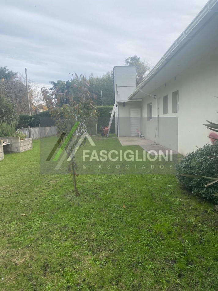 VENTA IMPORTANTE CHALET EN MAR DEL PLATA 