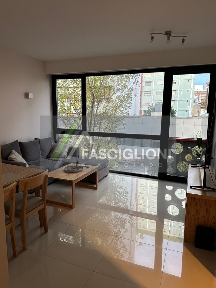 Departamento 2 ambientes . Cordoba 2400