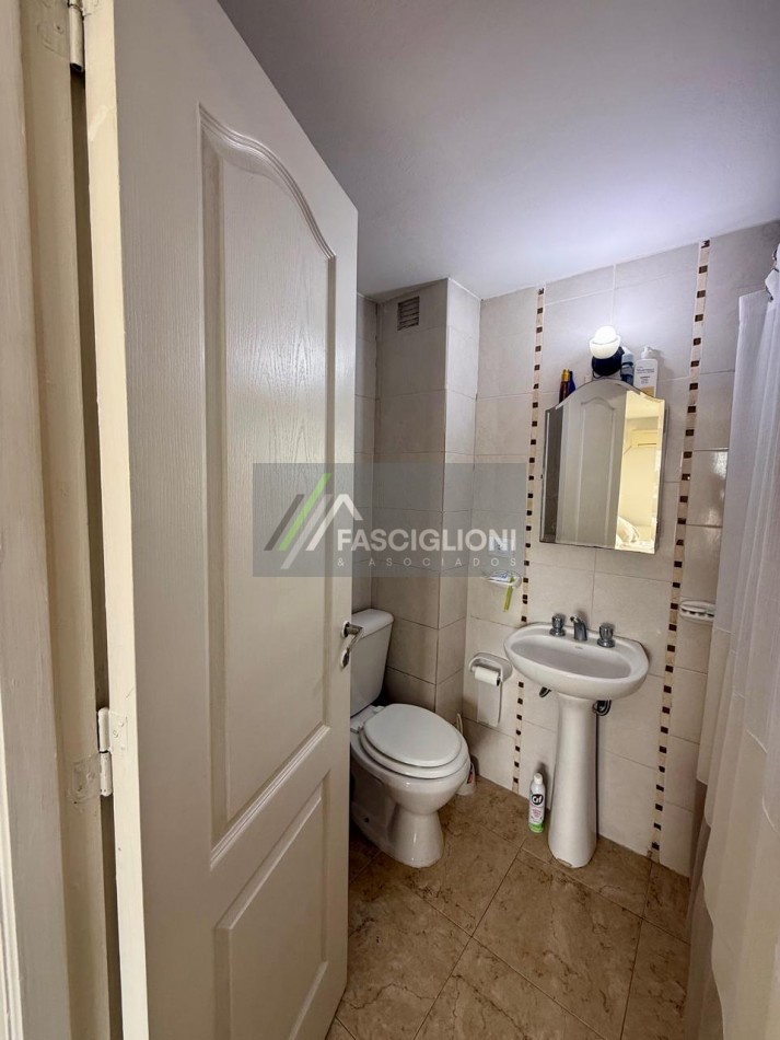 VENTA MODERNO AMBIENTE A METROS DEL MAR