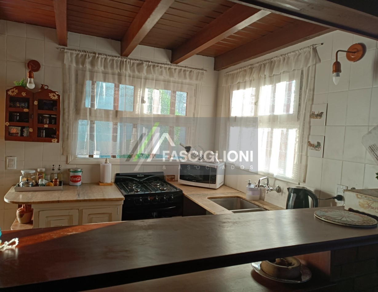 CASA 3 ambientes . SIERRA DE LOS PADRES