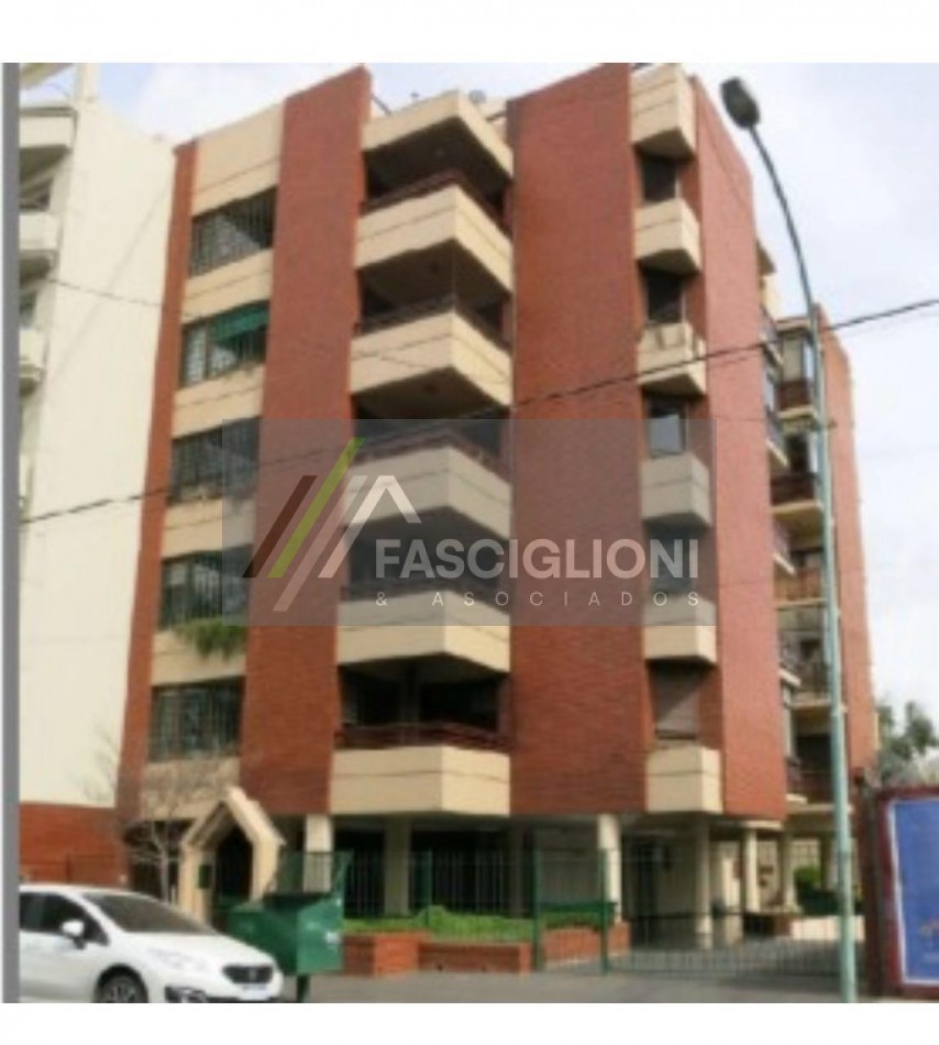 Departamento 3ambientes. Jujuy al 1200