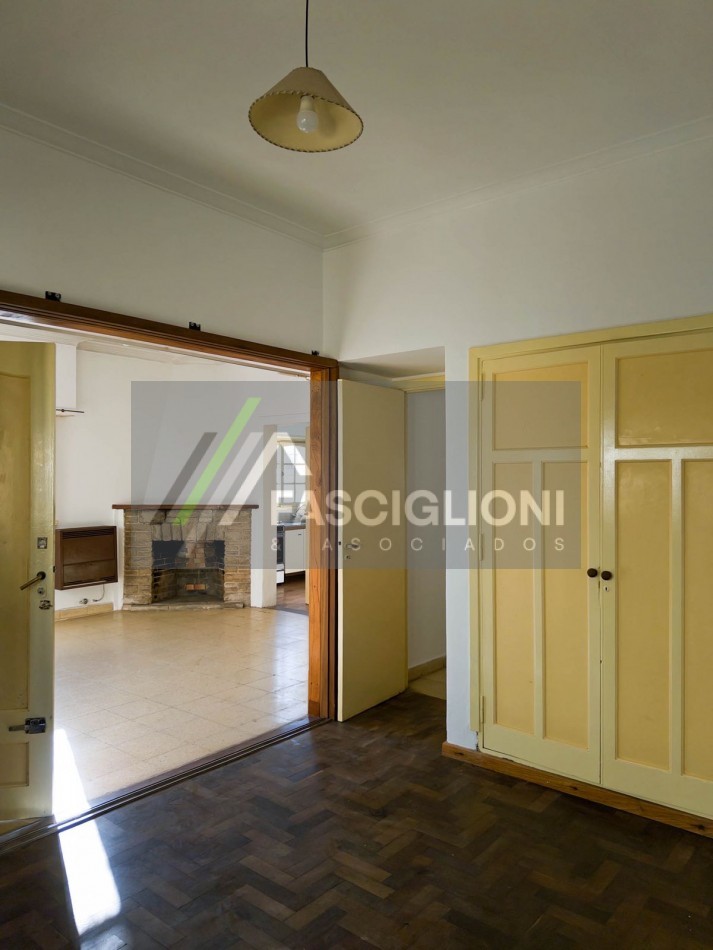 DOS PROPIEDADES EN UN LOTE . Chauvin