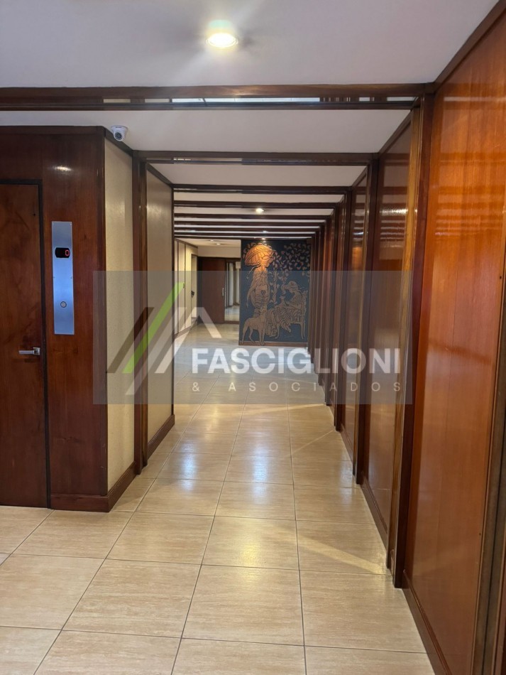 DEPARTAMENTO 3 amb. Con cochera. Entre Rios 2300