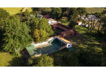 QUINTA INCREIBLE  EN SIERRA DE LOS PADRES