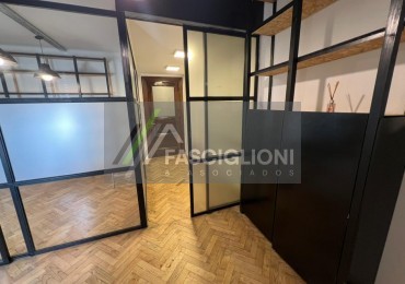 Alquiler | Oficina Para Profesionales o Consultorios | EN Zona Centro 