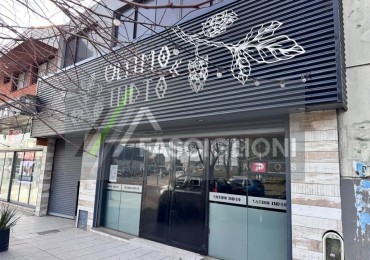 LOCAL COMERCIAL180 M2 CUB. J.B. JUSTO AL 3700